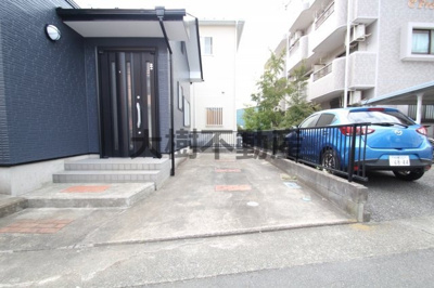 【駐車場】 | 海老名市門沢橋２丁目　中古戸建て 【仲介手数料無料】
