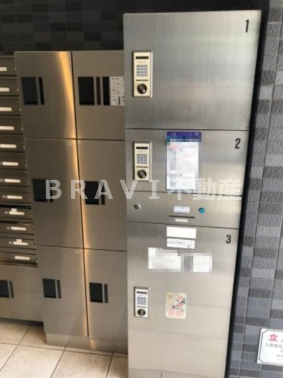 リードエイジ北浜　BRAVI不動産のその他共用部分|【ライフデザイン大手通】宅配ボックス