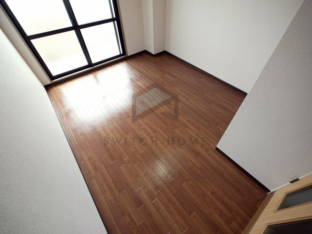 【居間・リビング】 | リバーサイド金岡五番館 | こちらの居間で趣味の時間をお楽しみください