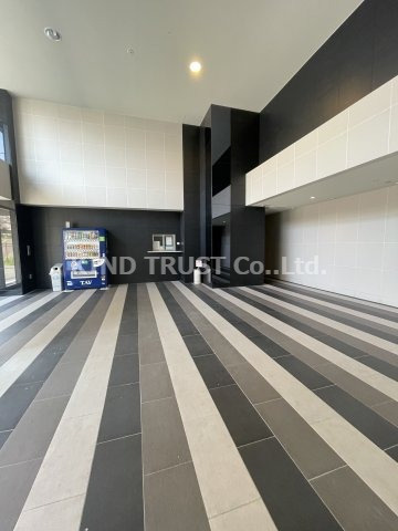 エステムコート梅田・天神橋Ⅲアヴァンテのロビー|毎日通るロビーはこのようになっています