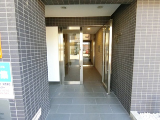 【エントランス】