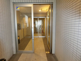 【エントランス】