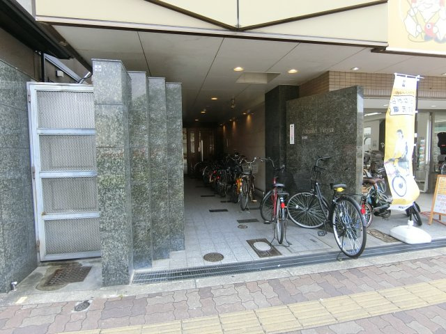 【エントランス】 | エトワールベガ長居公園