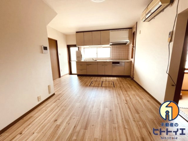 長浜戸建ての居間・リビング