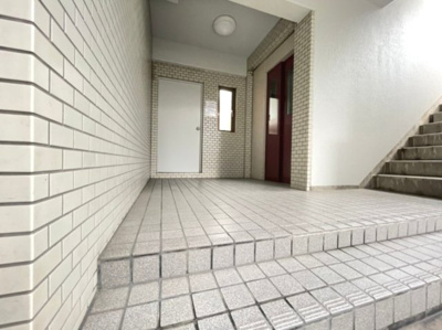 【エントランス】 | キャロル柴原