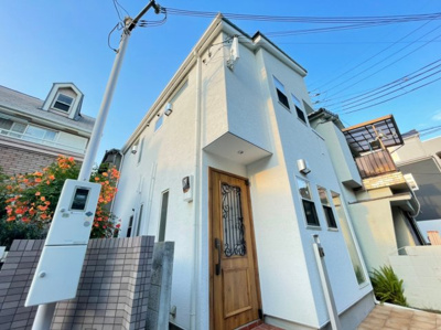 【外観】 | 豊中市春日町5丁目貸家