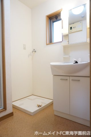 ビビエンダ弓削の洗面所