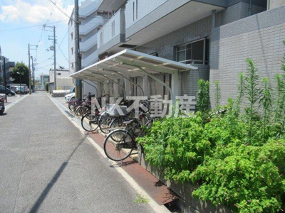 【その他共用部分】 | エトワールハイム川本（八戸ノ里賃貸） | 駐輪場です