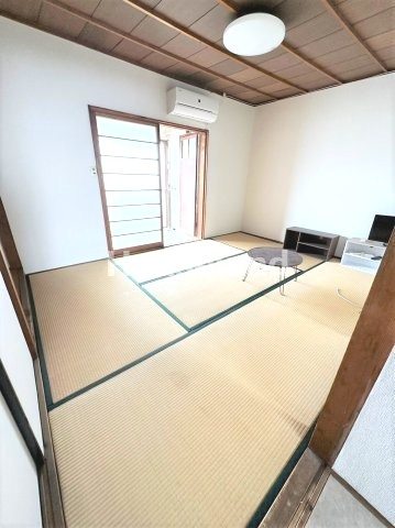 コーポ湊の居間・リビング