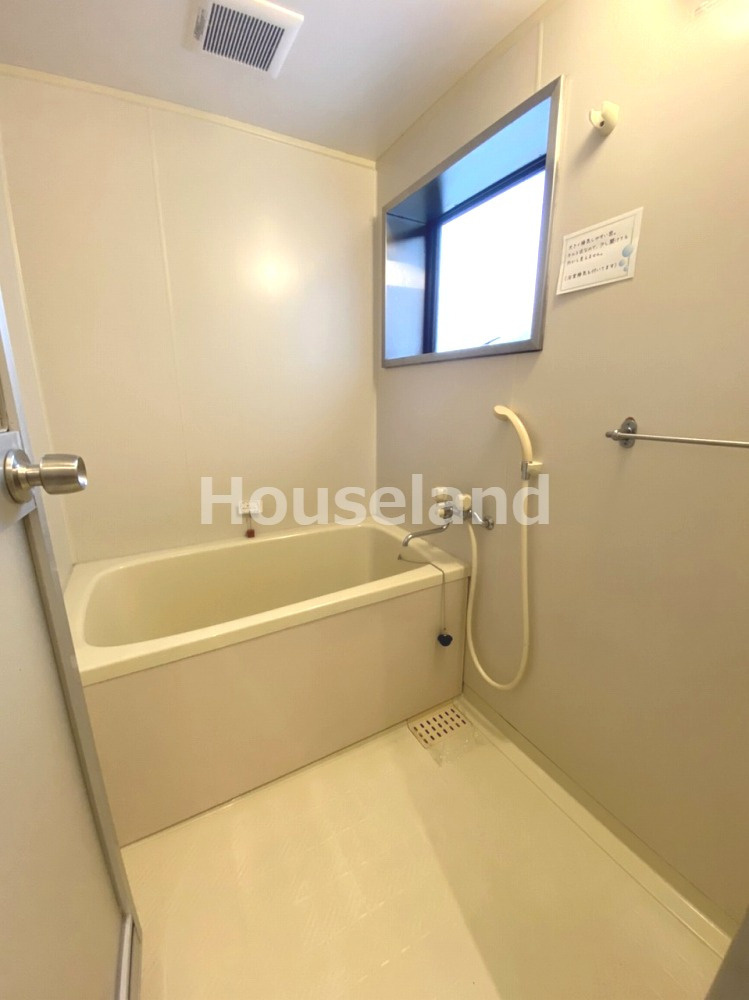 北島ハイツの浴室|コンパクトで使いやすいお風呂です