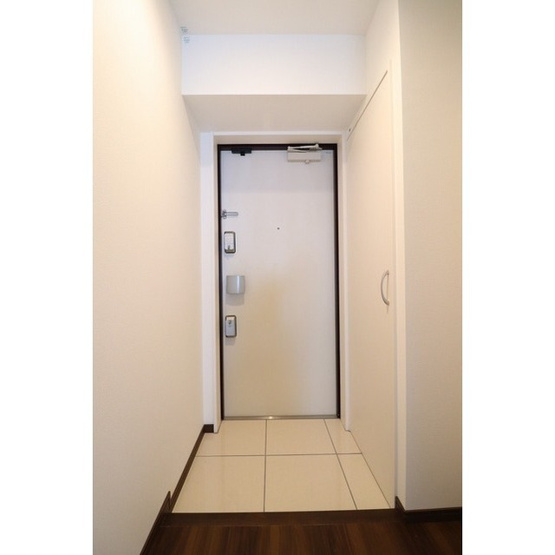 【玄関】 | リバーレ日本橋三越前