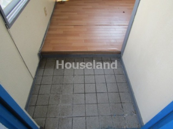 スカイマンションの玄関