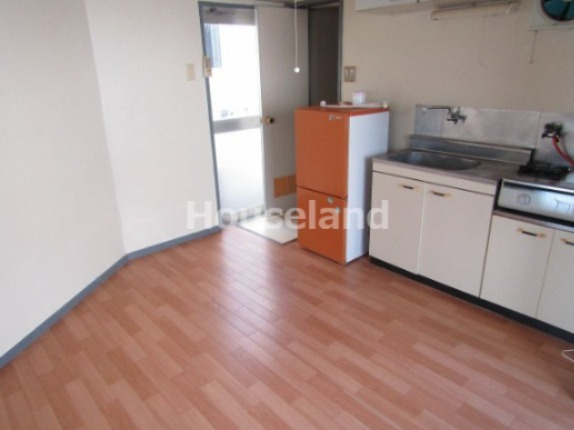 スカイマンションの居間・リビング