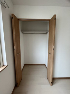 【収納】 | ※画像は別部屋の同間取となり、建具・床色等が異なる可能性があります。