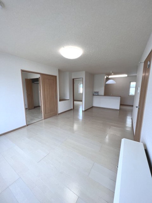 【居間・リビング】 | SANTUARIO Ⅰ | 居間です