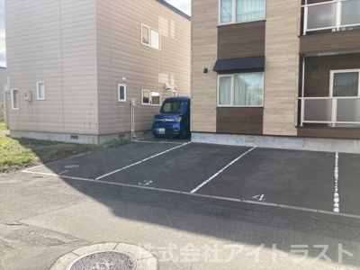 【駐車場】 | 由房