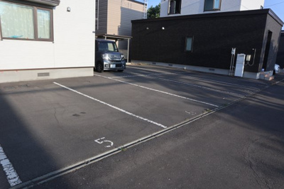【駐車場】 | 月白 | ２台無料です。