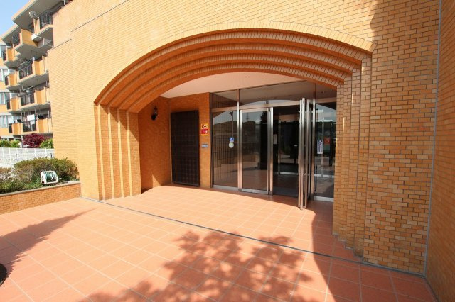 ダイアパレス植物園南のエントランス