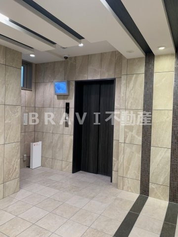 ラ フォルム鎗屋町　BRAVI不動産のロビー|【ラ　フォルム鎗屋町】落ち着いたロビーです