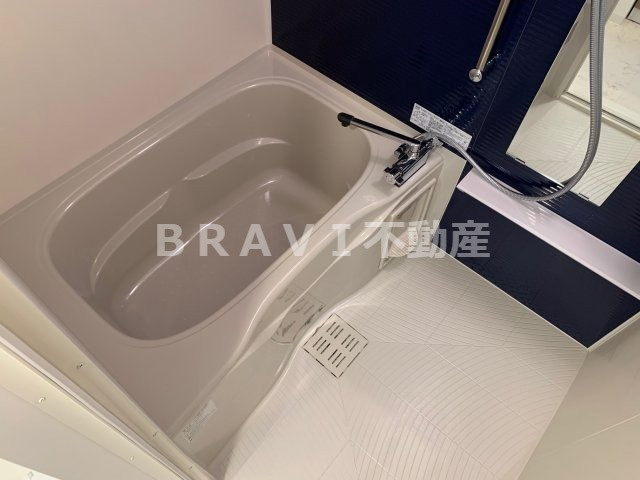 ラ フォルム鎗屋町　BRAVI不動産の浴室|【ラ　フォルム鎗屋町】きれいなお風呂です
