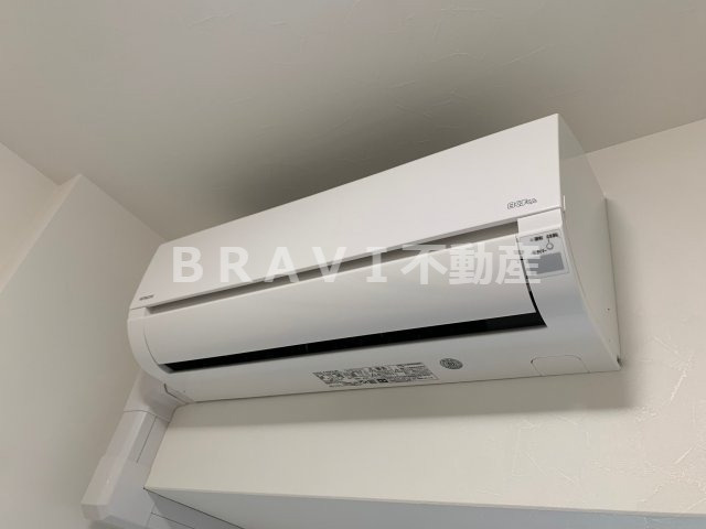 ラ フォルム鎗屋町　BRAVI不動産の設備|【ラ　フォルム鎗屋町】エアコン