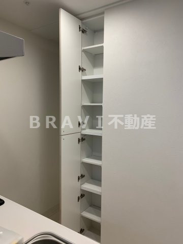ラ フォルム鎗屋町　BRAVI不動産の収納|【ラ　フォルム鎗屋町】ちょっとした収納スペースも充実しています