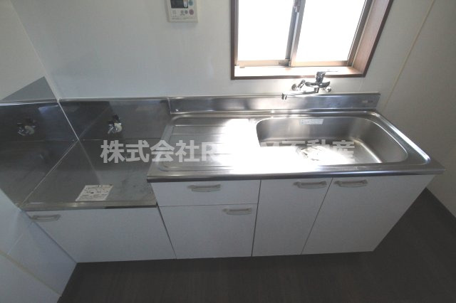 ジュン・タカオのキッチン|きれいなキッチンです