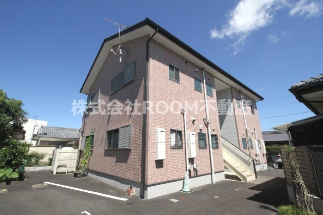 ジュン・タカオ