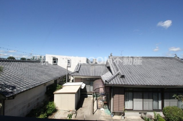 ジュン・タカオの展望