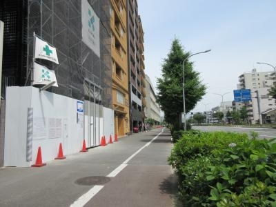 ロザーンジュ堀川の周辺|前面道路