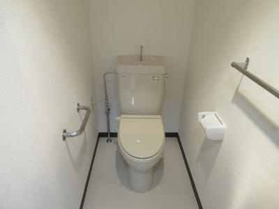 ロザーンジュ堀川のトイレ