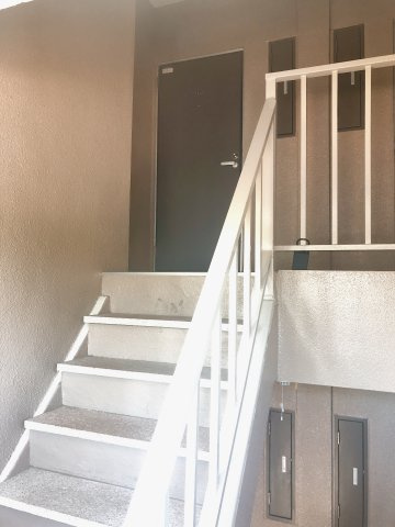 HILLS観音寺　WESTのロビー