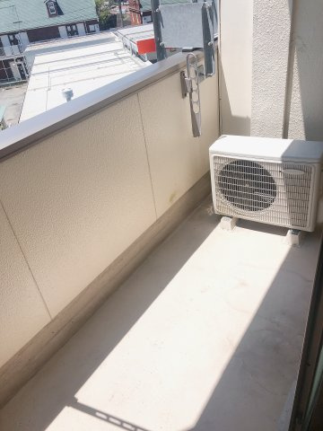 HILLS観音寺　WESTのバルコニー