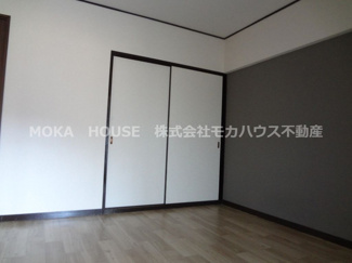 【居間・リビング】 | メゾンやすむろⅠ | 使いやすい居間です