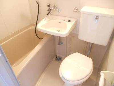 ハイツ福田の浴室|ユニットバス