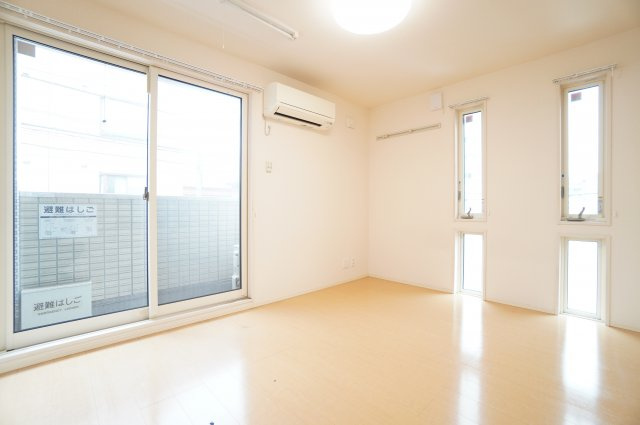 【洋室】 | J-ROOM