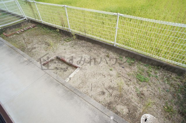 ボナミ田中ハイツの庭