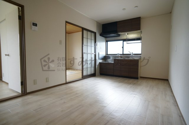 ボナミ田中ハイツの居間・リビング