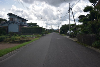 【前面道路含む現地写真】 | 東郷町斧渕土地