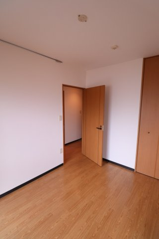 エスティーアールの居間・リビング