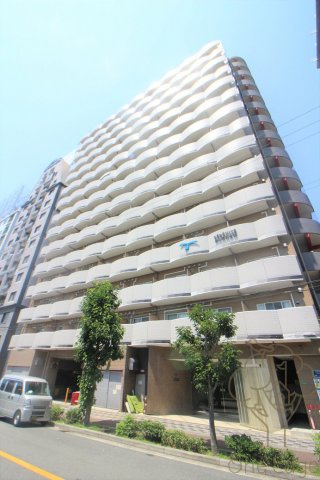 セレニテ新大阪弐番館の外観