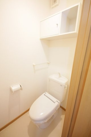 メゾン　ラダーのトイレ