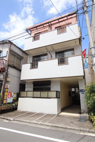 シャトーセブンの外観