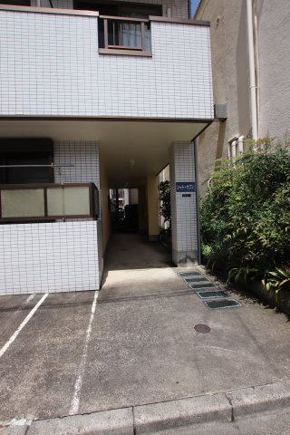 シャトーセブンのエントランス