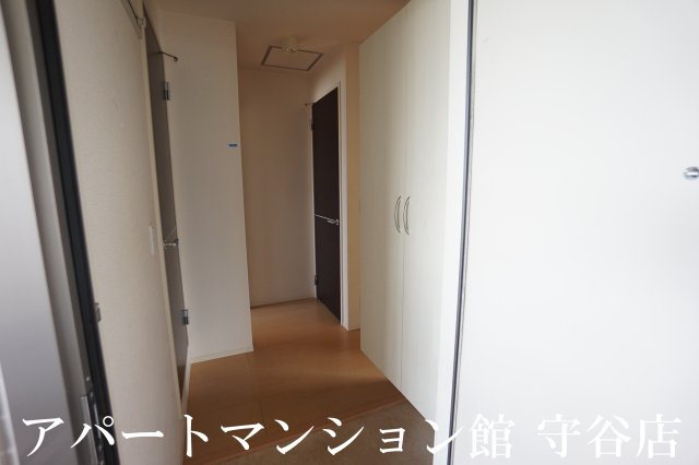 ヴァン・ボヌールⅡの玄関