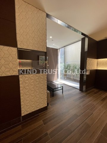 天満橋ケルスコートParkViewのロビー