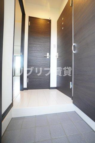 Chez Plaisant(シェ・プレゾン)の玄関