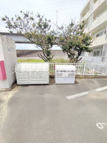 【その他】 | ボナールⅢ | 敷地内ごみゴミステーション