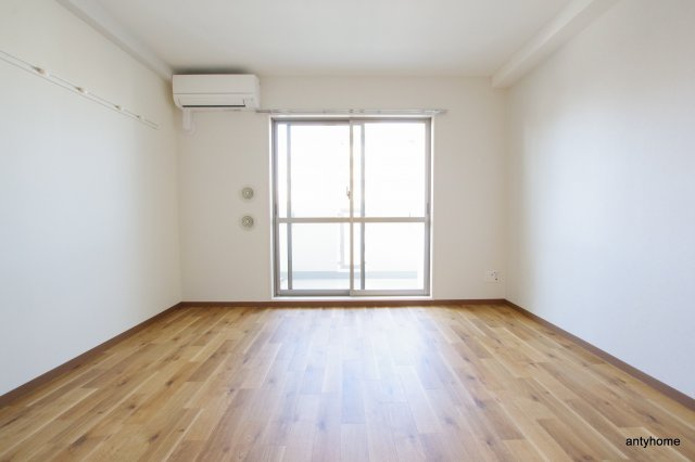 セゾンラトゥールMIYAKOJIMA 仲介手数料無料の洋室