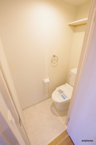 セゾンラトゥールMIYAKOJIMA 仲介手数料無料のトイレ